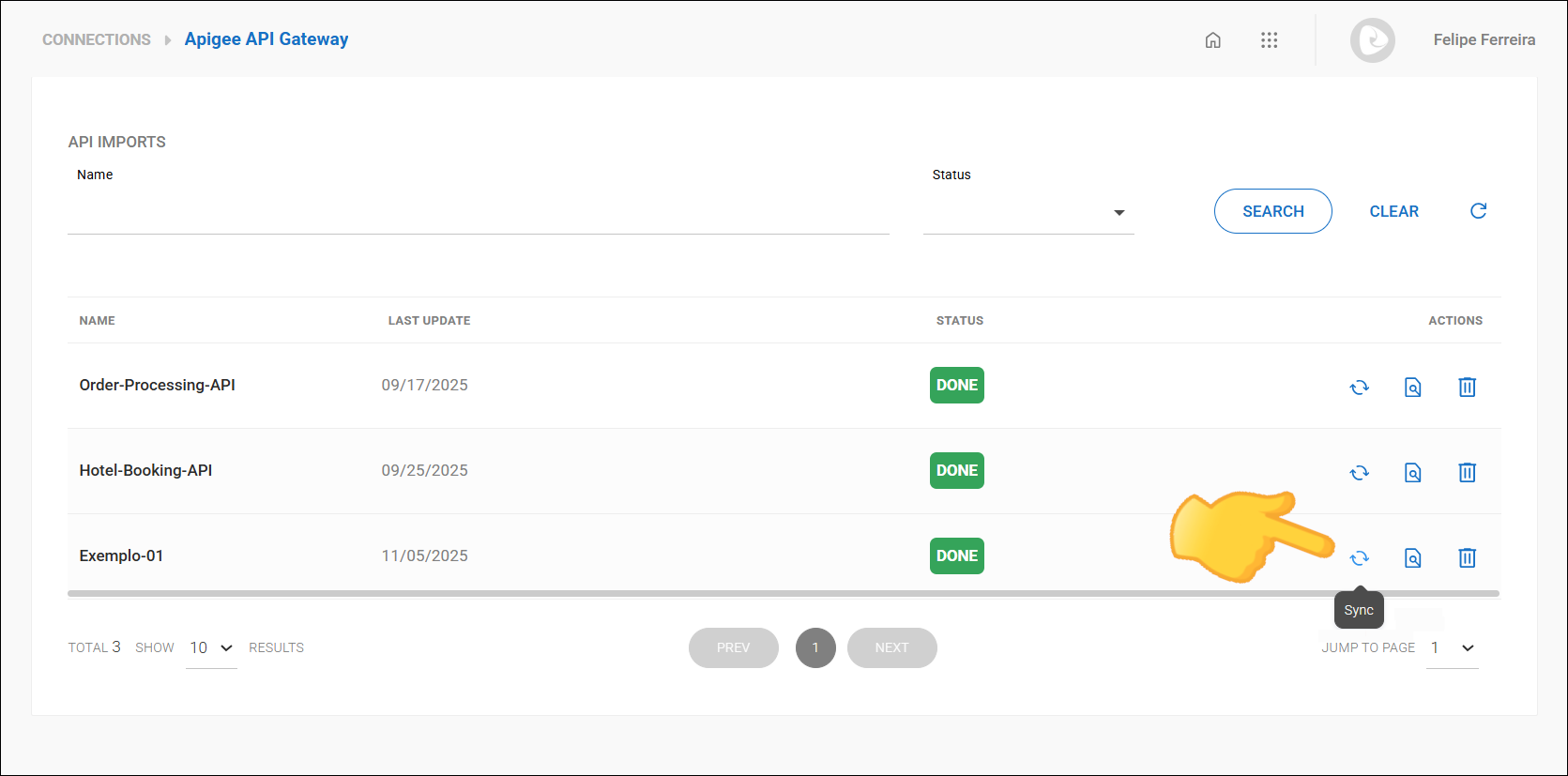 Highlight of the button to synchronize APIs on the Apigee connections screen